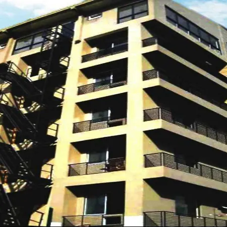The Fort Budget Hotel- Bonifacio Global City