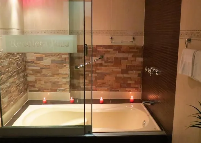 Hotel The Budget Hotel- Bonifacio Global