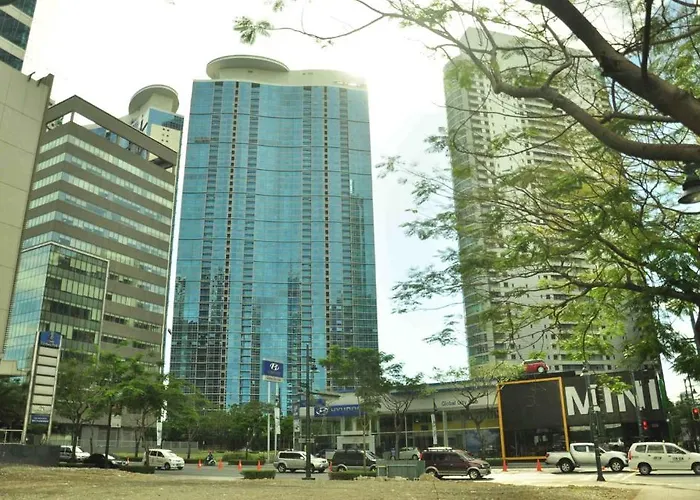 The Budget Hotel- Bonifacio Global Hotel 2*