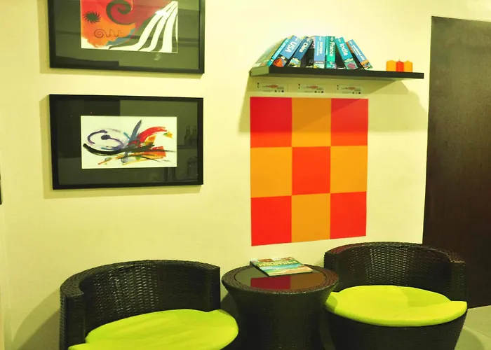 The Budget Hotel- Bonifacio Global Hotel 2*